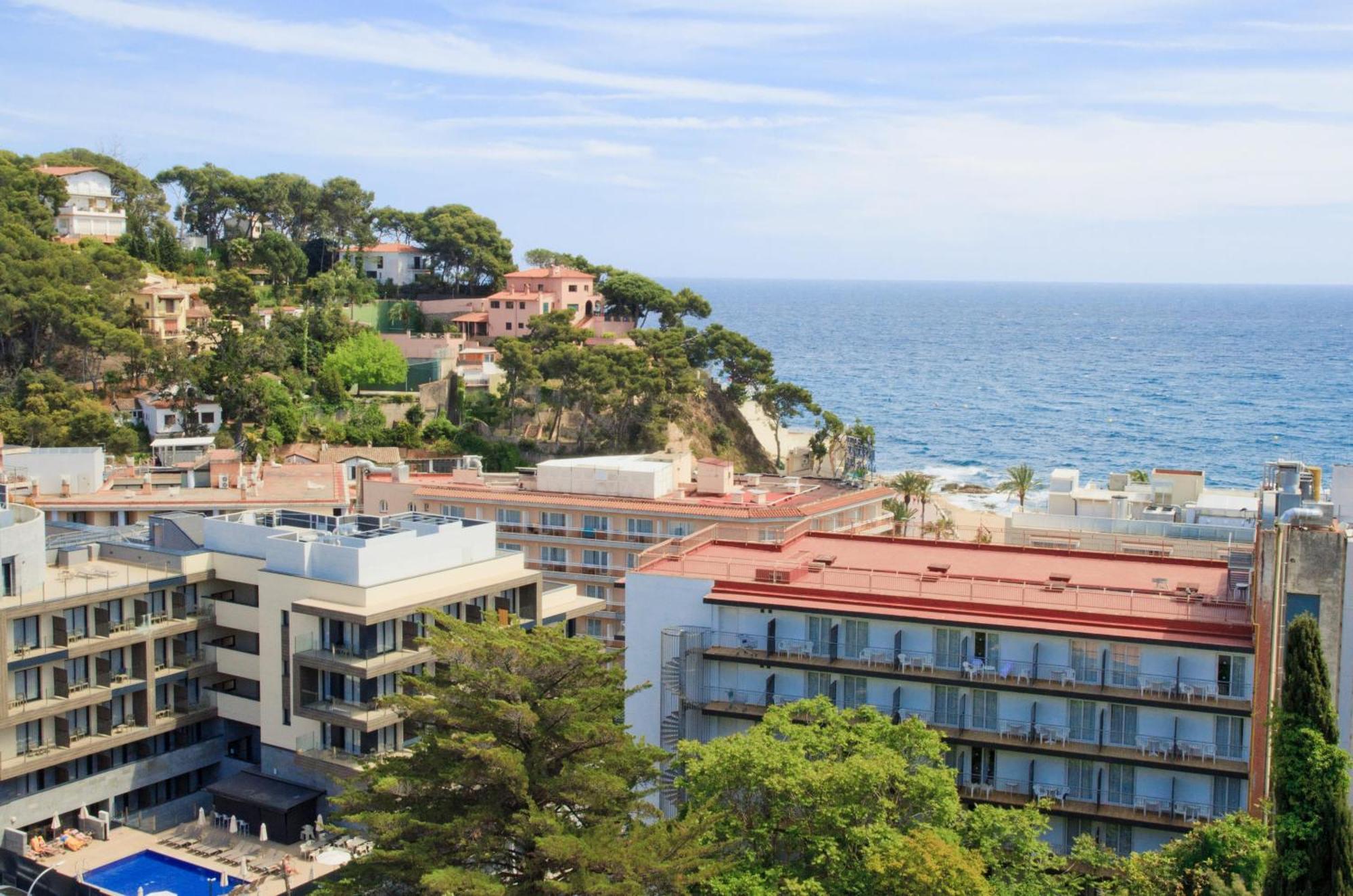Alegria Sun Village Hotel